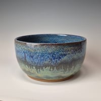 Image 4 of 6 cup Countertop-worthy Mixing Bowl: Lichen Green 012026