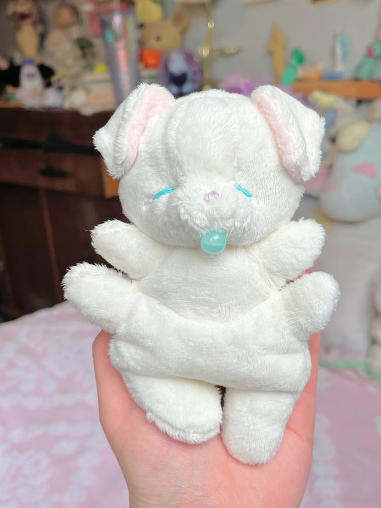 Image of Hugg-A-Me Babey! White