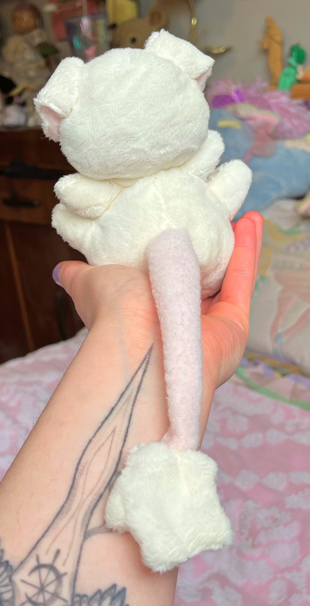 Image of Hugg-A-Me Babey! White