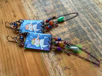 Image 12 of The Singer earrings. n27