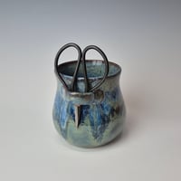 Image 2 of Small Crafter's Catch-all with Bonsai Snips: Lichen (Green) with Blue rim