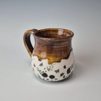 Image 2 of 12 oz. Butterfly Friends mug in porcelain 01202601