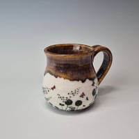 Image 5 of 12 oz. Butterfly Friends mug in porcelain 01202601