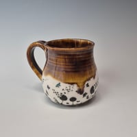 Image 3 of 12 oz. Butterfly Friends mug in porcelain 01202602