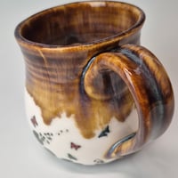 Image 5 of 12 oz. Butterfly Friends mug in porcelain 01202602