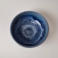 Image 6 of Everyday Bowl: Bluebird Skies (Cobolt) with colored rim 01202601