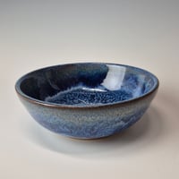 Image 1 of Everyday Bowl: Bluebird Skies (Cobolt) with colored rim 01202601