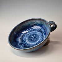 Image 5 of Thumb-handled Bowl: Bluebird Skies (Cobolt) with colored rim 01202601