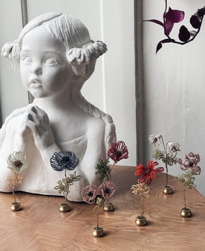 Perleblomst på fod -rød