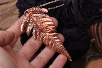 Image 3 of Vera felce elettroformata in rame con patina leggermente ossidata