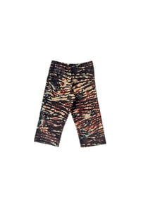 Image 2 of Pantalon 3/4 à motif animal 