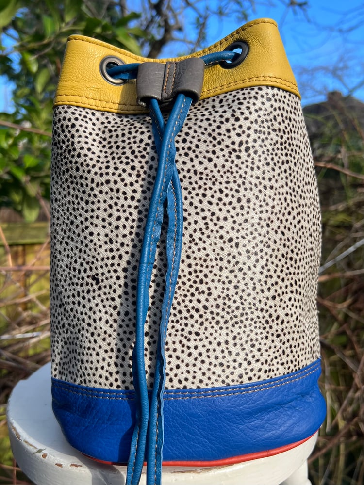 Image of Drawstring/Cinch #5D