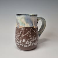 Image 2 of 16 oz. Cozy cabins set in the forest with Snow-covered Colored Lights rim 01202601