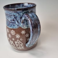Image 5 of 16 oz. Snowy Village of Tiny Houses with Twinkle Lights as Night rim 01202602