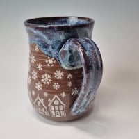 Image 4 of 18 oz. Snowy Village of Tiny Houses with Twinkle Lights as Night rim 01202604