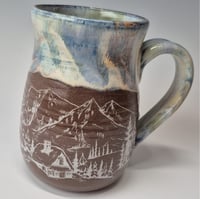 Image 5 of 18 oz. Cozy cabins set in the forest with Snow-covered Colored Lights rim 01202615