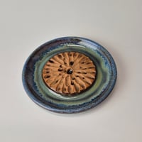 Image 1 of Grater dish - Lichen (Green) with colored rim 01202601