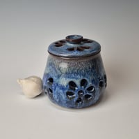 Image 1 of Jar with lid: Bluebird Skies (Cobolt) with colored rim 012026