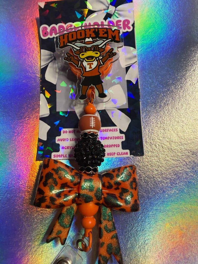 Image of Horns with bow