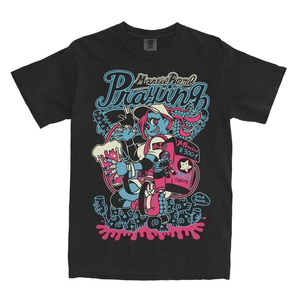 "PRAYING MANTIS BOMB" TEE