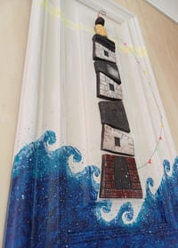 Image 3 of Phare au creux des flots