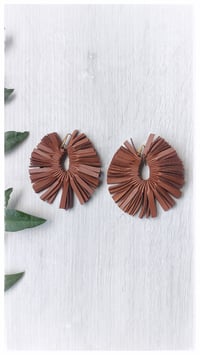 Image 1 of PEACOCK earrings - Tobacco