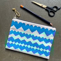 Image 3 of Hearts pattern screenprinted fabric pouch purse.