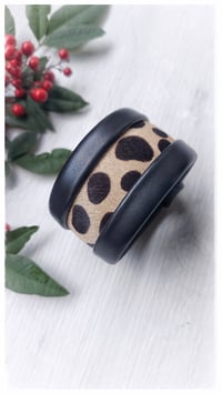 Image 1 of ESSENTIAL Medium Bangle - Macula Nera -20% off