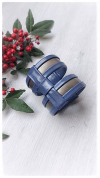 Image 1 of Bracciale bangle artigianale in pelle CAGE - BluGray