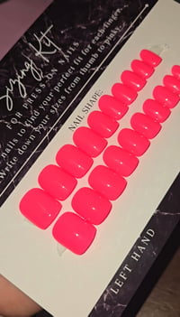 Image 2 of Ready To Wear Sizing Kit 