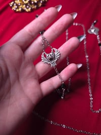 Image 2 of Gargoyle Glasses Chain Silver