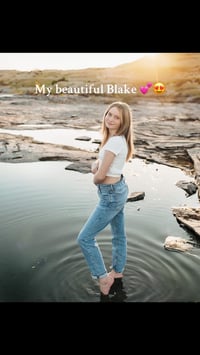 Image 2 of River Rock Mini Sessions 