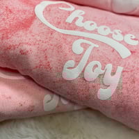 Choose Joy Tee- Strawberry Jam 