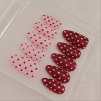 Image 2 of Medium- In Love