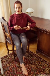 Whatsapp Call Girls Majestic with Verified Profiles and 24/7 Unlimited Fun