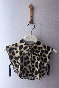 Image 1 of COLLETTO ANIMALIER LEOPARDATO