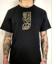 Image 1 of Tshirt4
