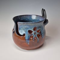 Image 3 of Yarn Bowl for your Wool: Spicy Squash (Orange) with colored rim 01202601