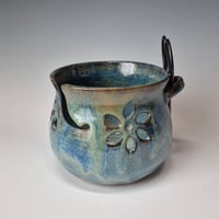Image 3 of Yarn Bowl for your Wool: Glacial Waters (Turquoise) with colored rim 01202601