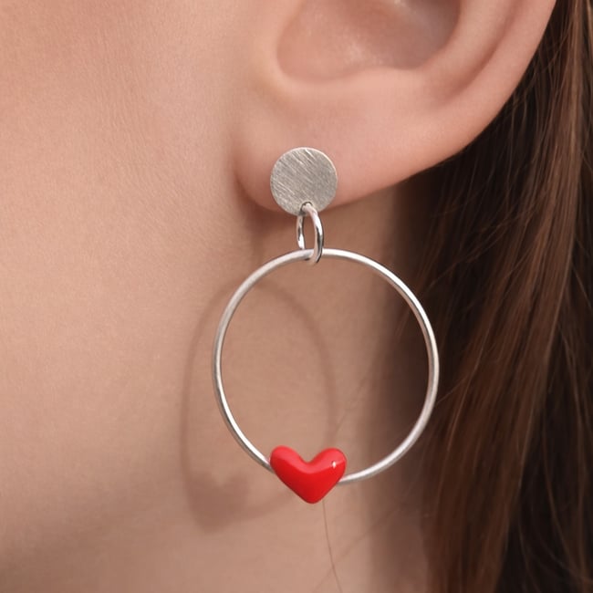 Orecchini cuori storti cerchio pendenti
