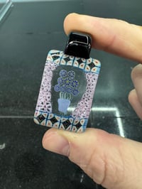 Image 1 of L pink and bullseye flower bouquet