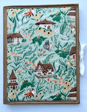 Image of Finished Enlarged Ashley Stitch Case/Country Mouse