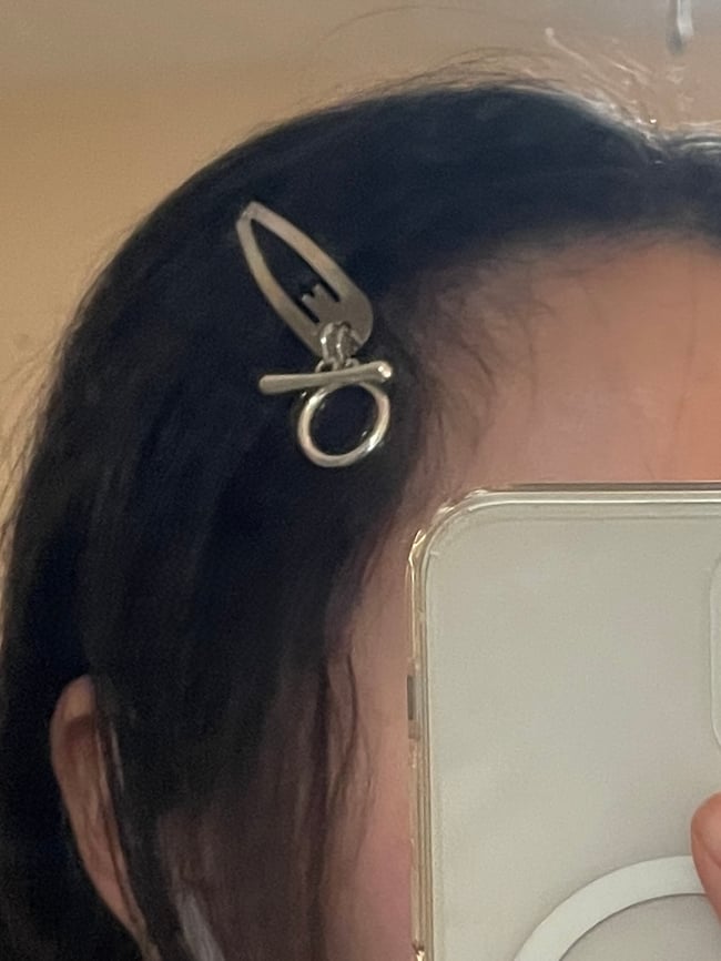 silver 'yin yang' hair clip 