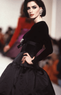 Image 4 of Oscar de la Renta Fall 1992 Dress