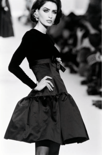 Image 2 of Oscar de la Renta Fall 1992 Dress