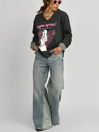 Image 2 of SUDADERA GRiS MI SITIO FAVORITO 