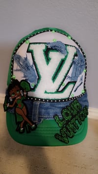 Image 2 of Green Betty