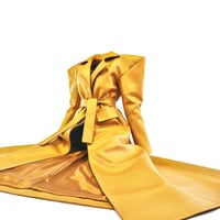 Image 4 of Yellow Gold Structured Shoulder Trench