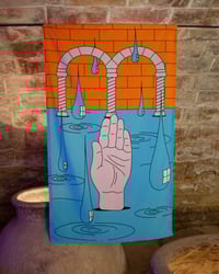 Image 3 of WALL FLAGS "Everything is in the right place"