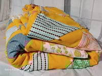 Image 2 of Twin Size Vintage Quilt Cotton &amp; Polyester Triangles